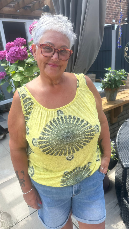 Magic vest top MANDALA PRINT