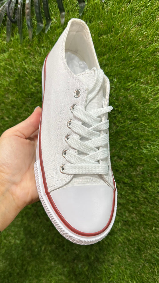 Canvas trainer (white)