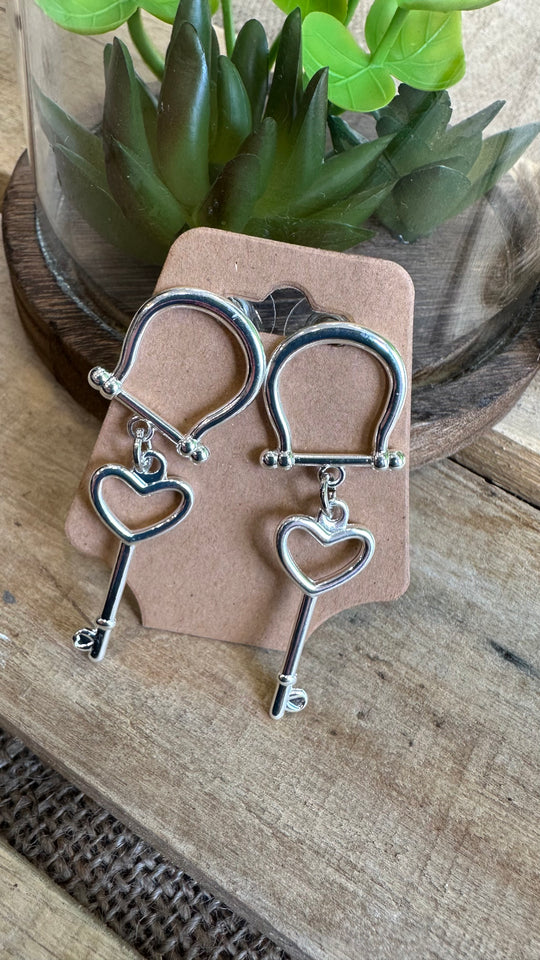 Heart key dangle earings
