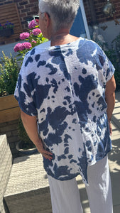 Asymmetric linen print top
