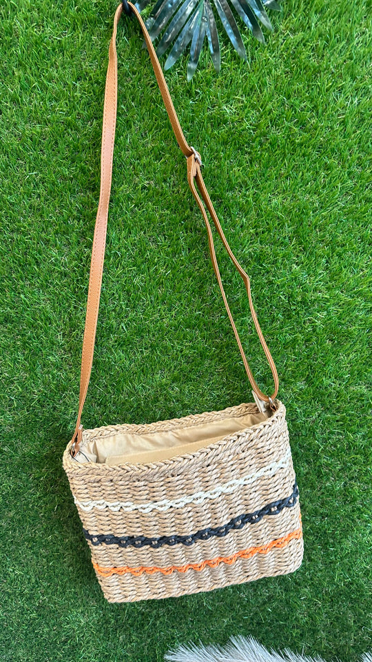 Square straw shoulder bag