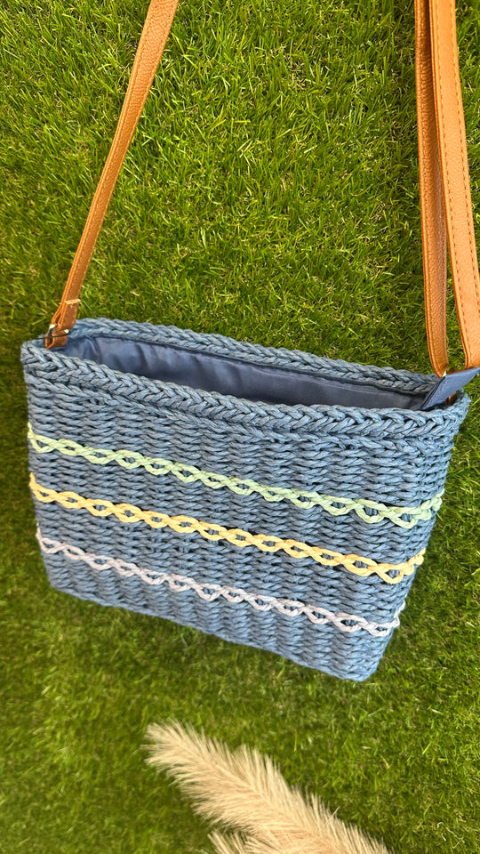 Square straw shoulder bag
