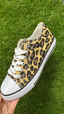 canvas trainer (leopard print)