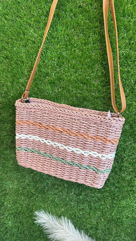 Square straw shoulder bag
